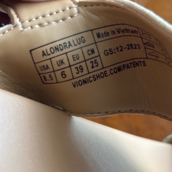 Vionic Alondra Lug Women's T-Strap Comfort Sandal Size 8.5 - Picture 11 of 11